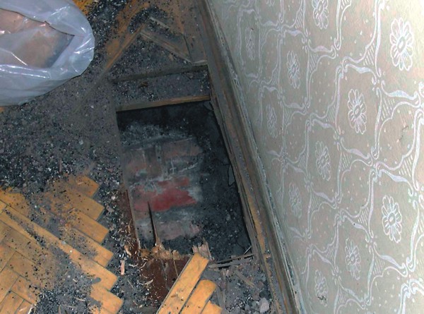 4. Szegezett parketta alatti salakfeltöltés